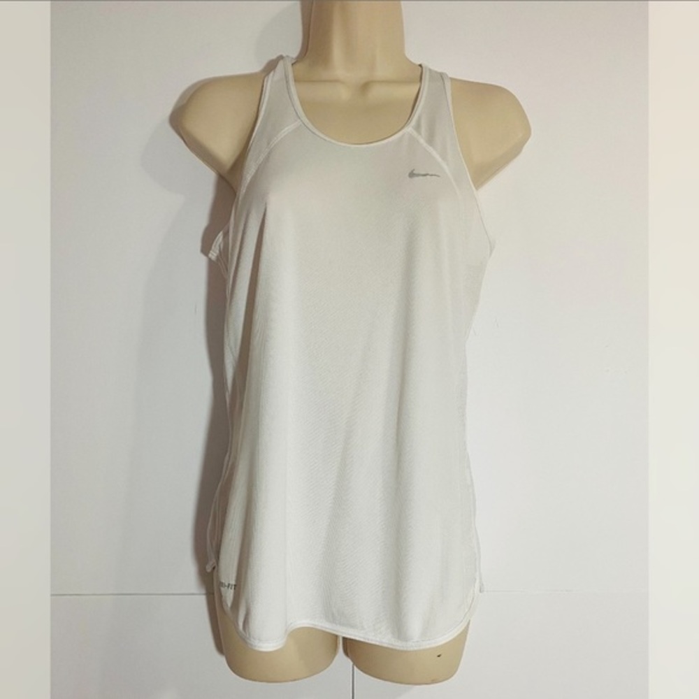 Nike Dri-FIT White Mesh Tank Top Size M Athletic Workout Top - Picture 2 of 11